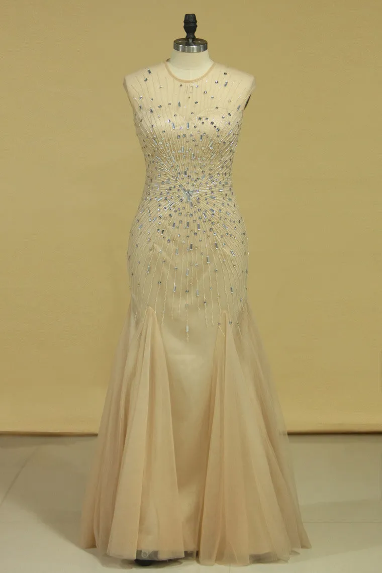 2024 Sleeveless Mermaid Prom Dresses Beaded With A Starburst Of Bugle Beads And Clear Crystals Tulle