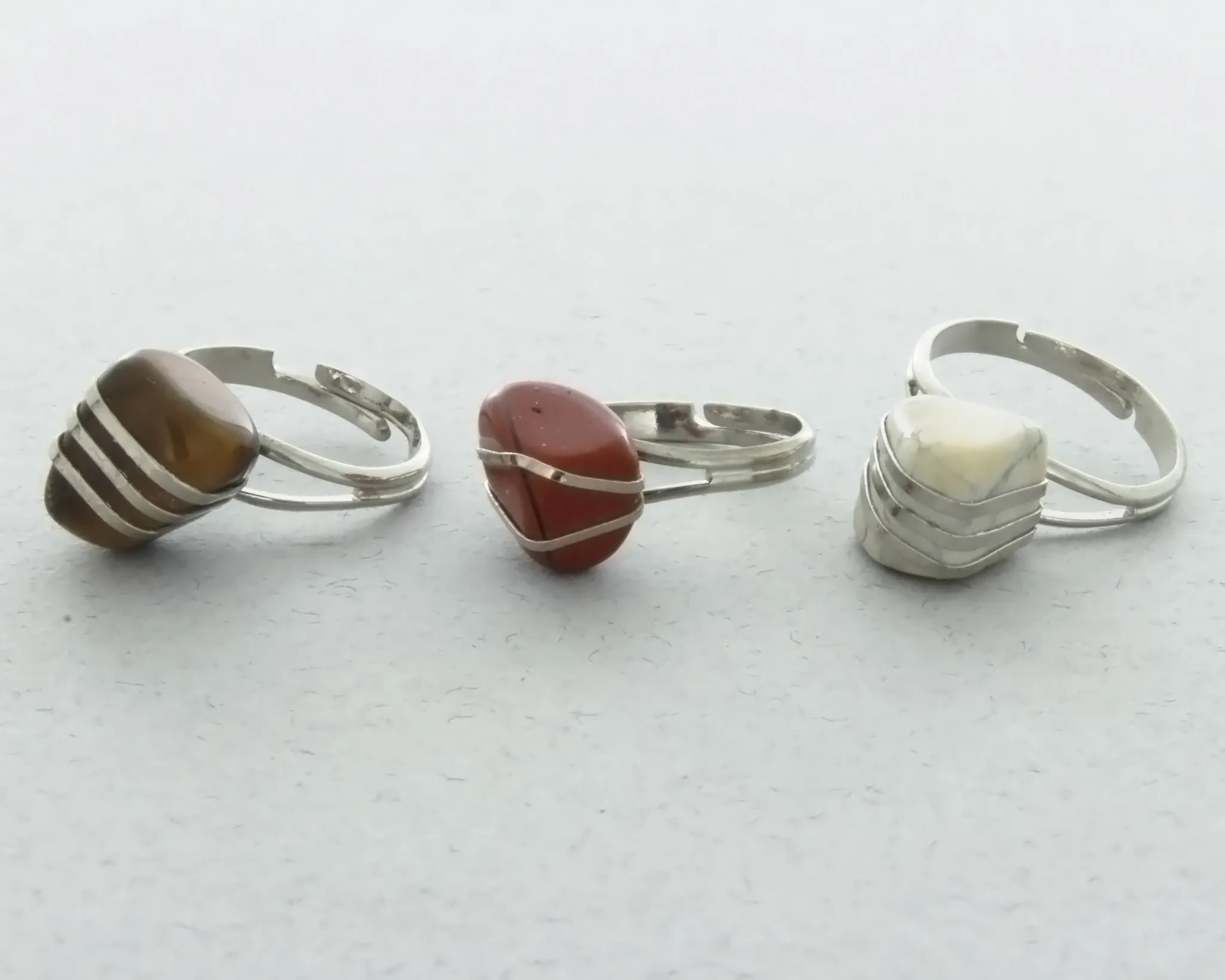 ADJUSTABLE BAND GEMSTONE NUGGET RING