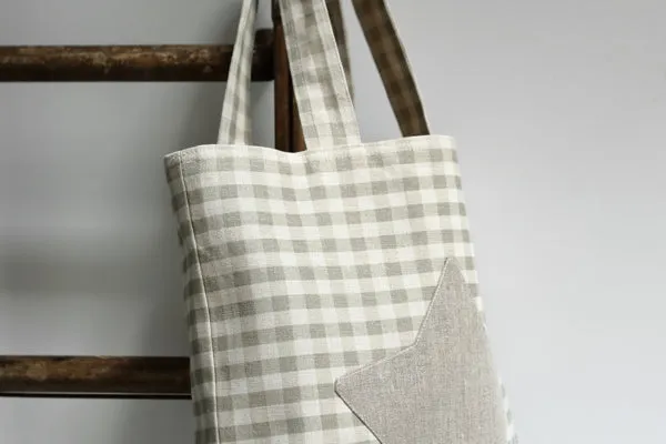 Evie Check Star Book Bag