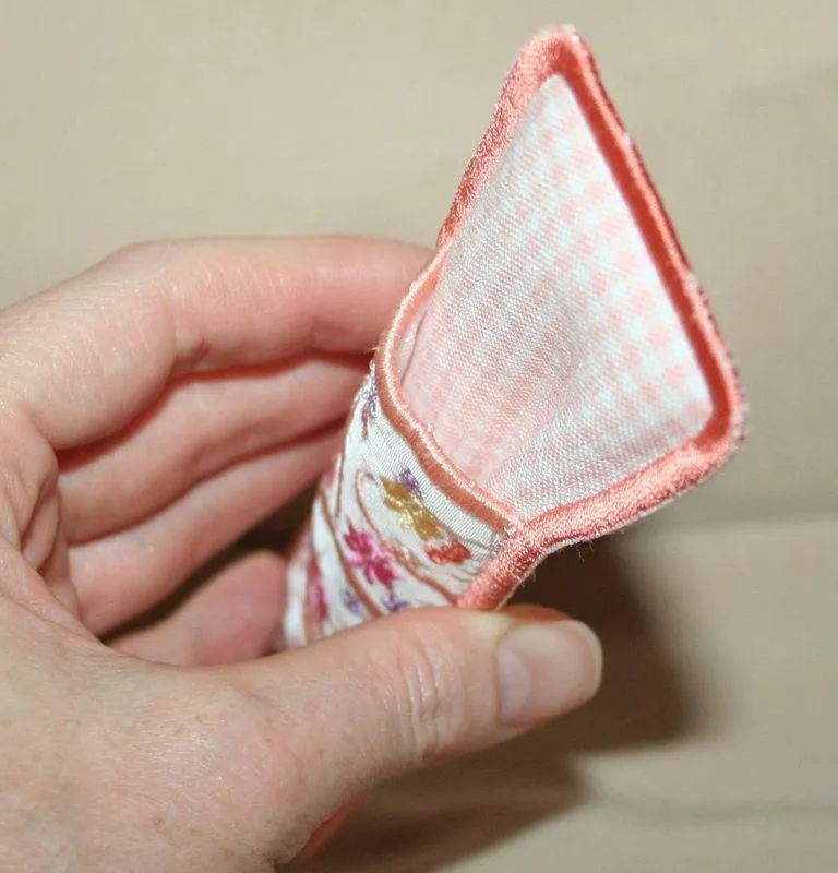 Flutterby Spring Pen and Pencil Sleeve