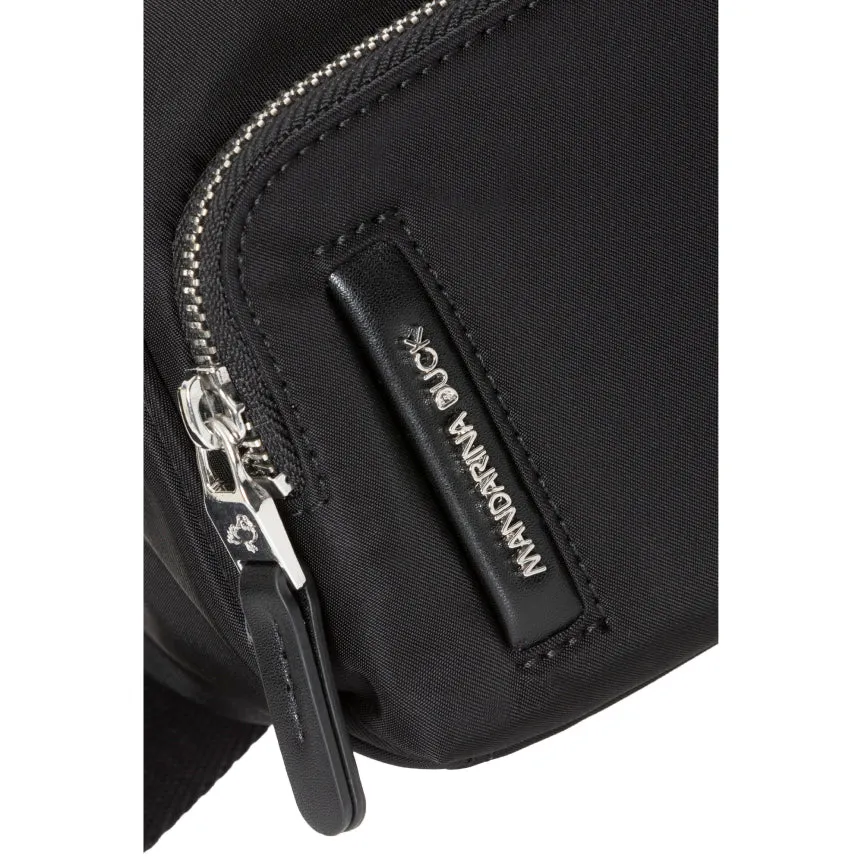 Hunter Small Messenger Bag