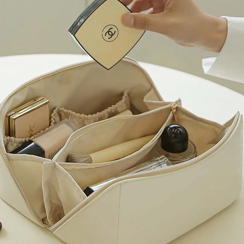 Large capacity Cosmetic Bag Train Case Vanity Case