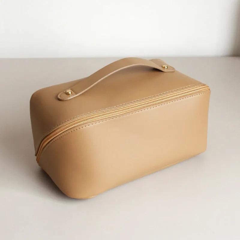 Large capacity Cosmetic Bag Train Case Vanity Case