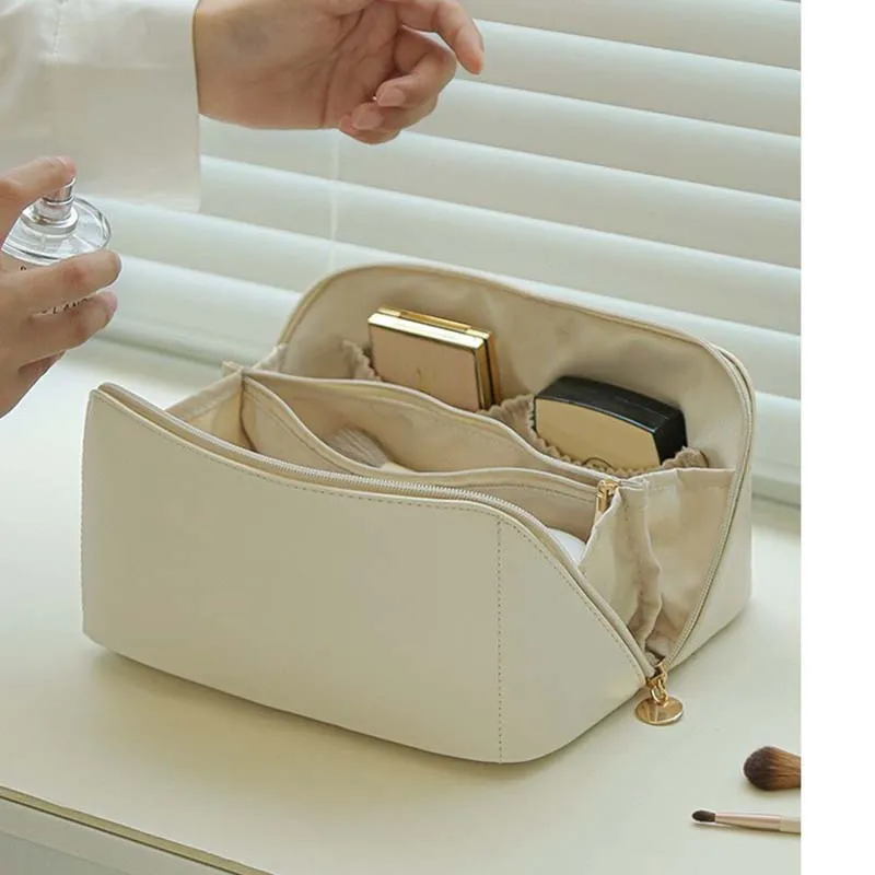 Large capacity Cosmetic Bag Train Case Vanity Case