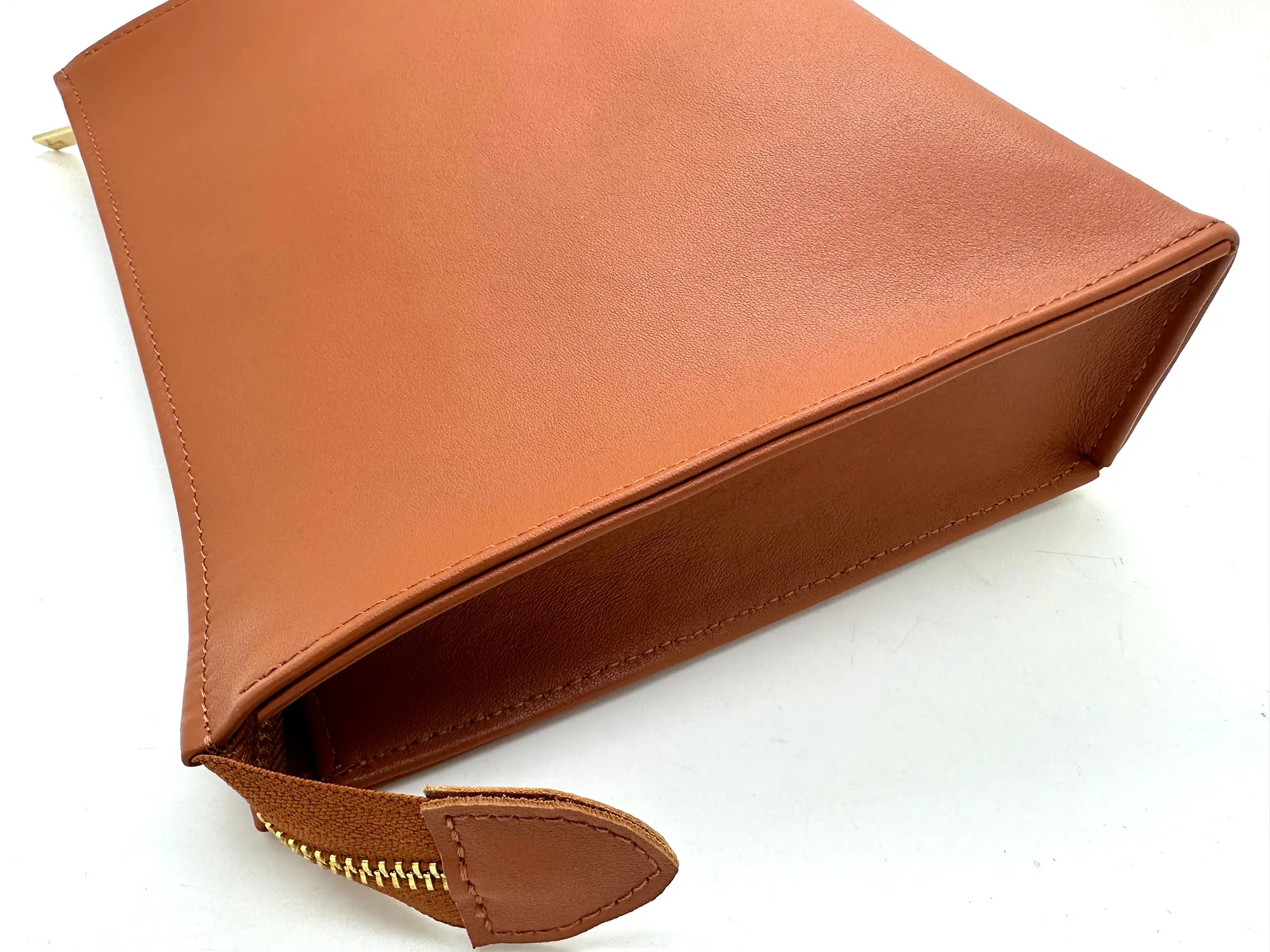 Leather Toiletry Pouch 26 - Brown
