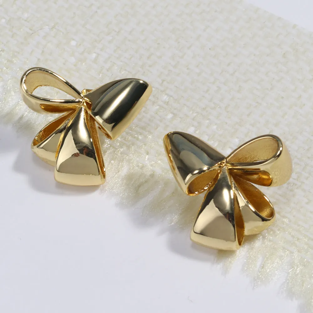 Luxurious Circle Bowknot Copper Electroplating Stud Earrings