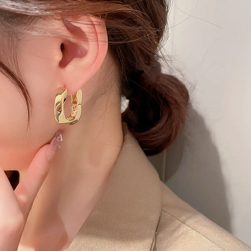 Luxurious Heart Copper Electroplating Earrings
