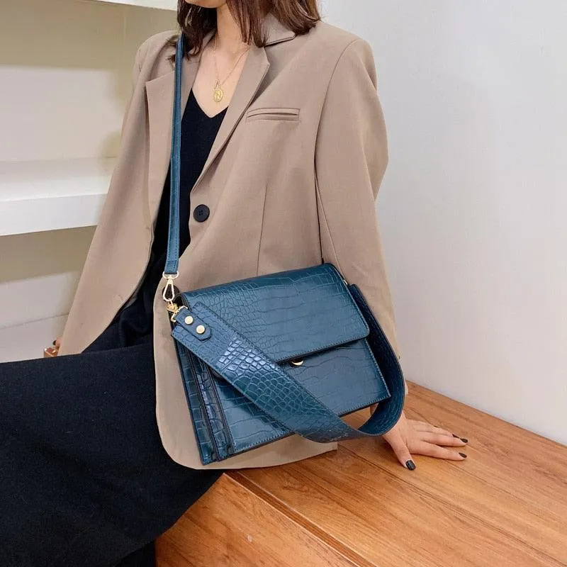 Luxurious Structured Retro Shoulder Bag