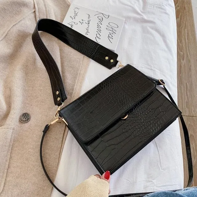 Luxurious Structured Retro Shoulder Bag