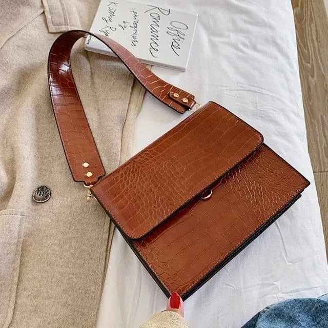 Luxurious Structured Retro Shoulder Bag