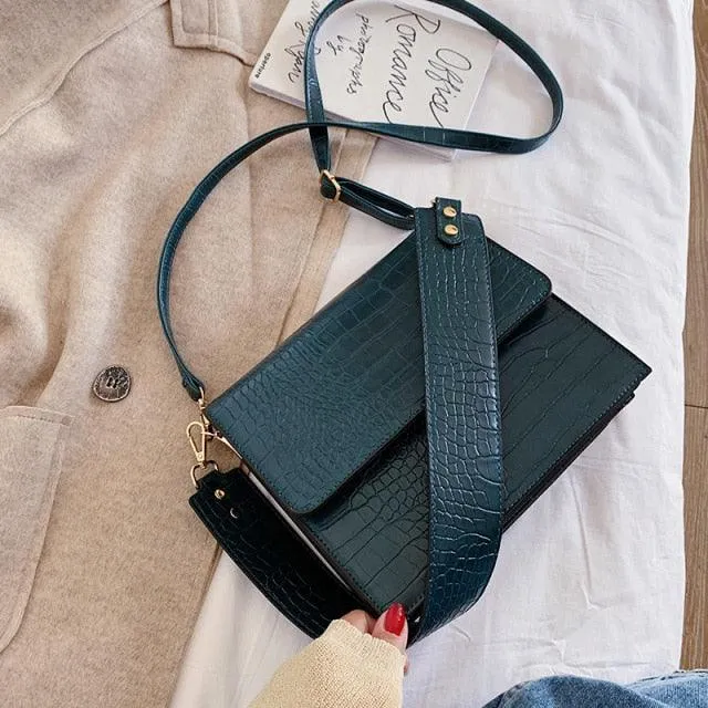 Luxurious Structured Retro Shoulder Bag