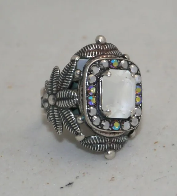 Mariana Spirit of Design Swarovski Crystal & Silver Ring