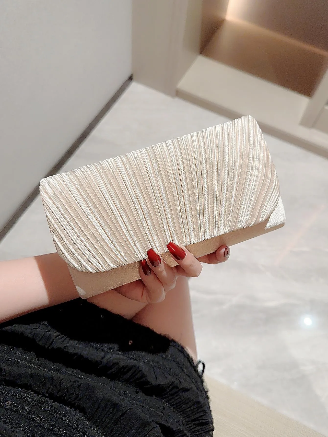 Mini Envelope Bag Ruched Detail Fashionable For Party Pleated Metal Chain Flap Clutch, Elegant Textured Party Purse, Classic Banquet Dinner Evening Bag