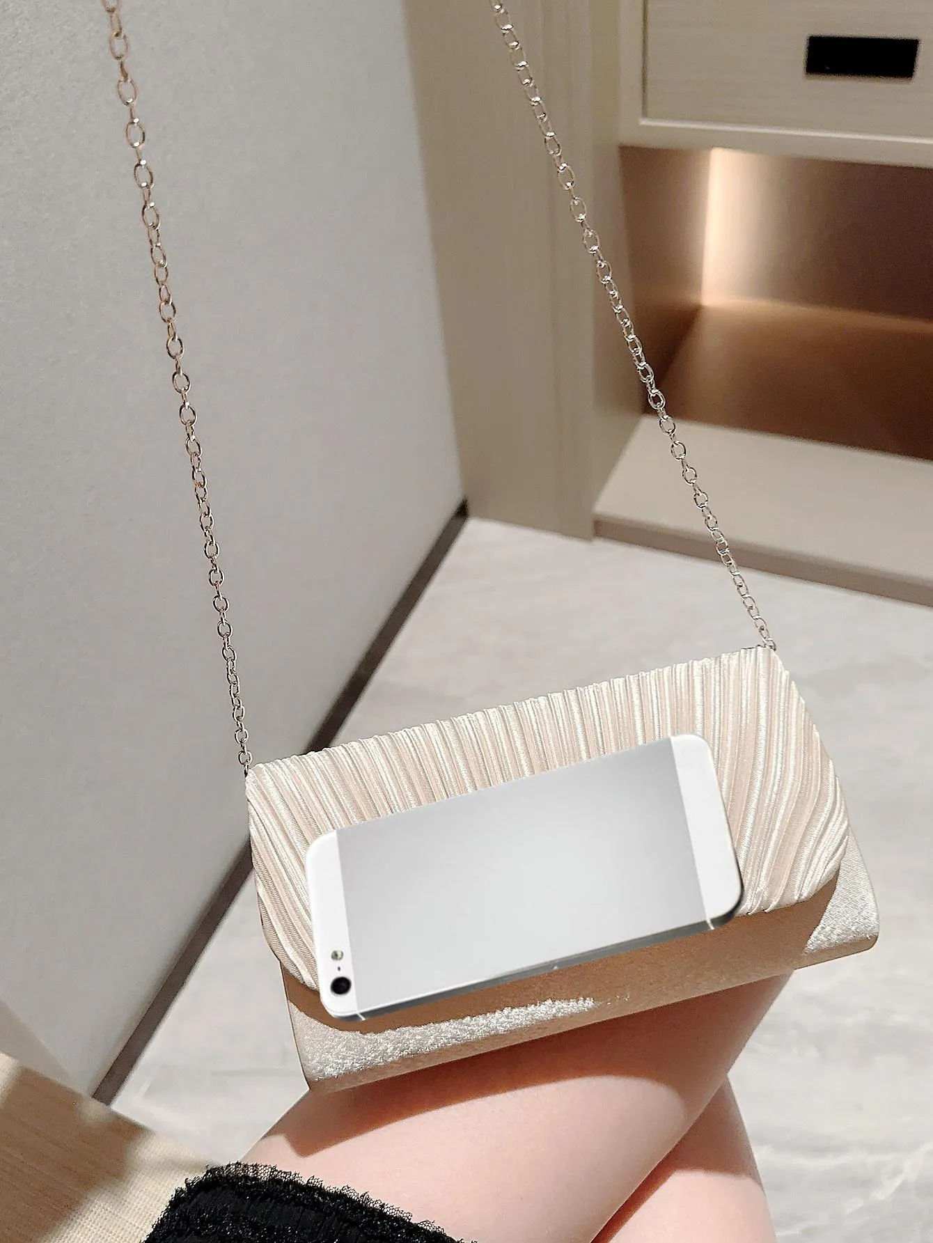 Mini Envelope Bag Ruched Detail Fashionable For Party Pleated Metal Chain Flap Clutch, Elegant Textured Party Purse, Classic Banquet Dinner Evening Bag