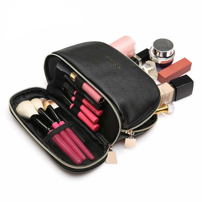 Travel beauty/makeup organizer