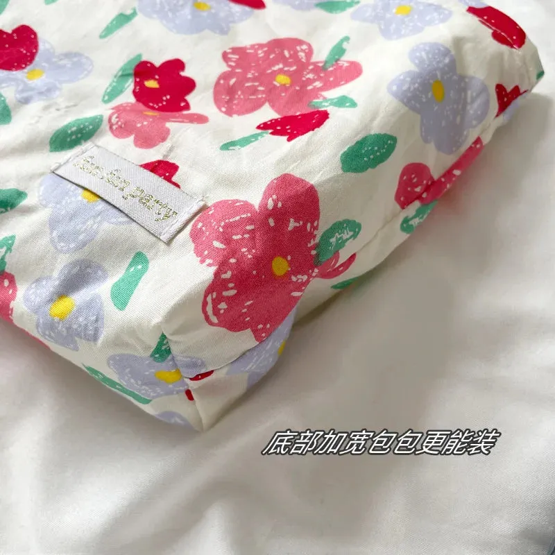 UAKISS  - Korean Floral Cosmetic Bag Cotton Fabric Makeup Organizer Bags Women Portable Cosmetic Storage Pouch Zipper Beauty Case Clutches