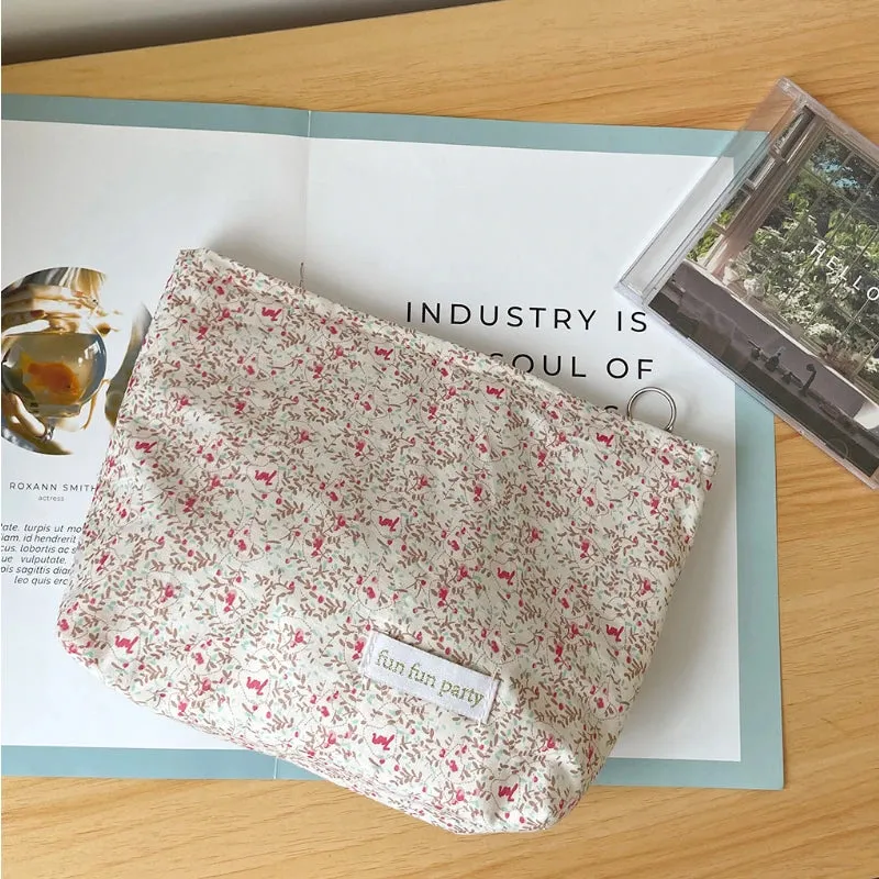UAKISS  - Korean Floral Cosmetic Bag Cotton Fabric Makeup Organizer Bags Women Portable Cosmetic Storage Pouch Zipper Beauty Case Clutches