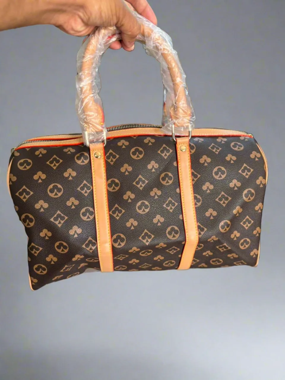 womens small Duffle storage Bag  -  S2341025