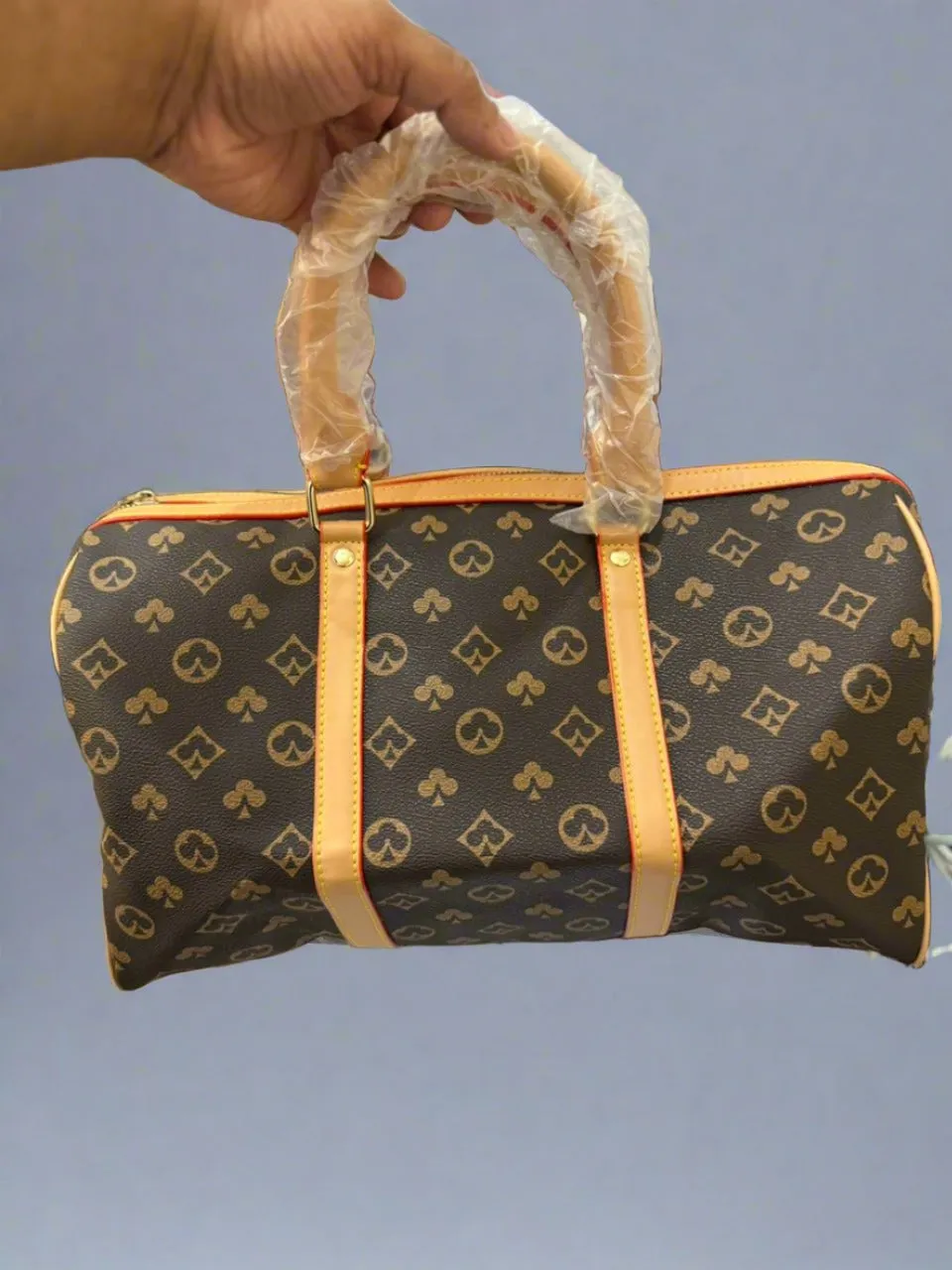womens small Duffle storage Bag  -  S2341025