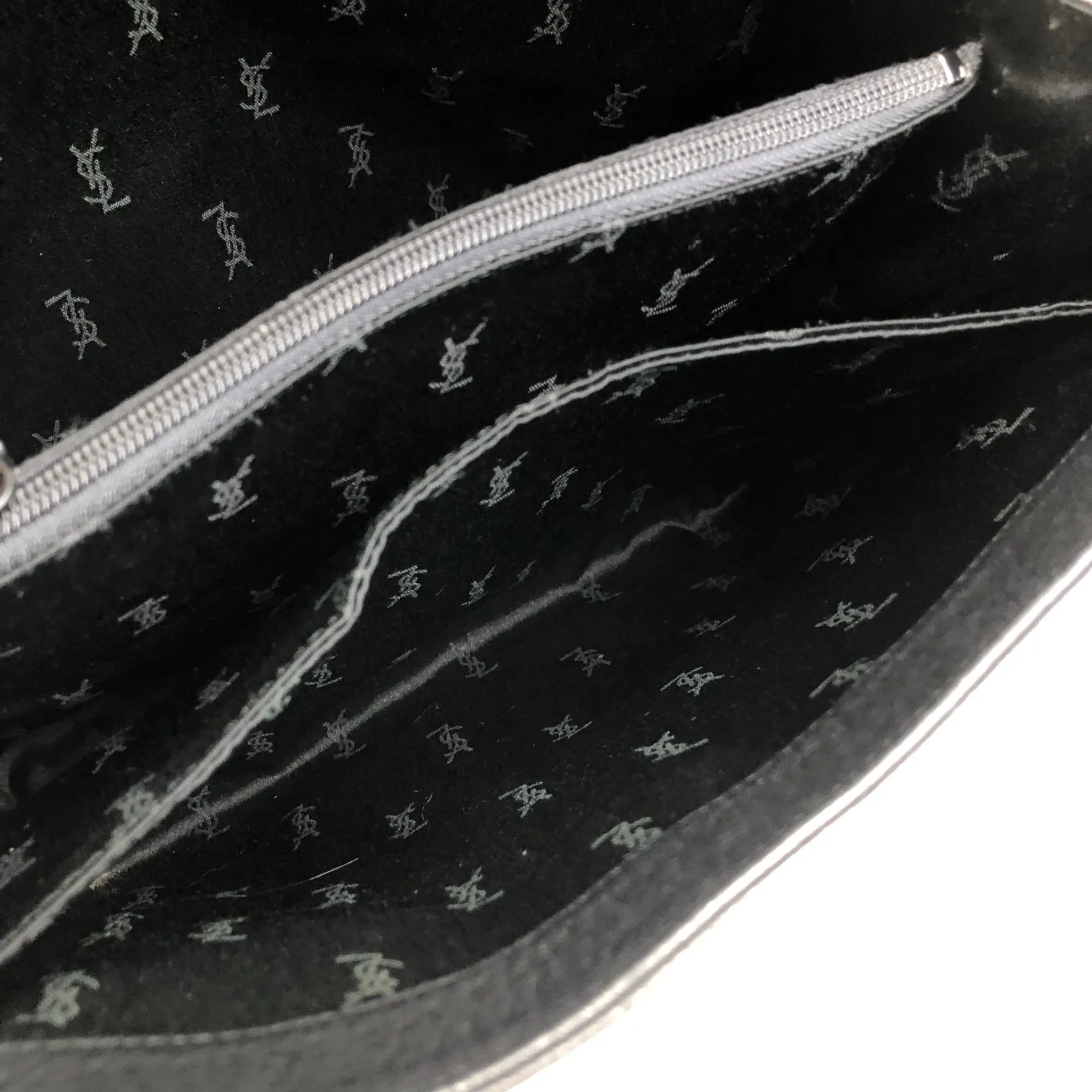 Yves Saint Laurent Logo Handbag Black Vintage ib4dvb