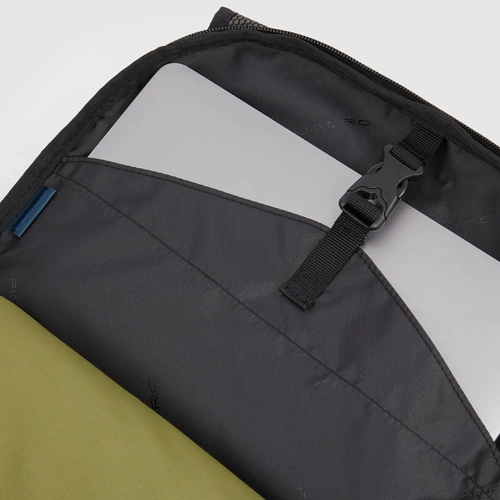 Zaino PIQUADRO Pieghevole porta PC 15,6" in Nylon Riciclato Linea Foldable Colore Nero - CA6005FLD